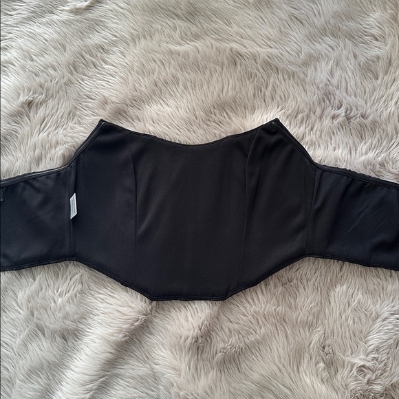 White Fox Black Corset Top - Picture 3 of 4